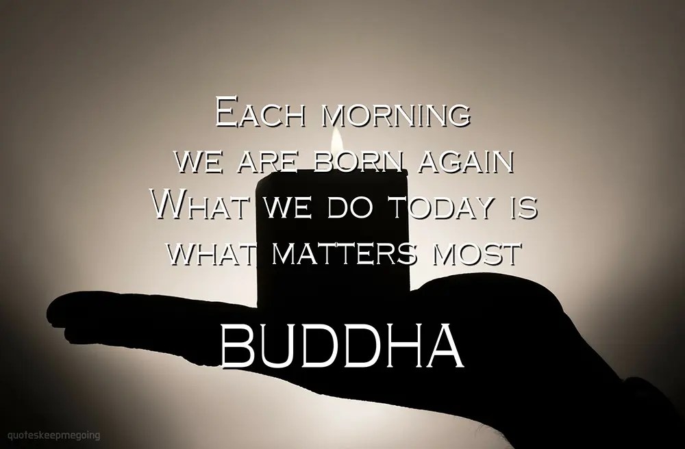 A sunrise over calm waters symbolizing a fresh start, reflecting Buddha’s wisdom about the present