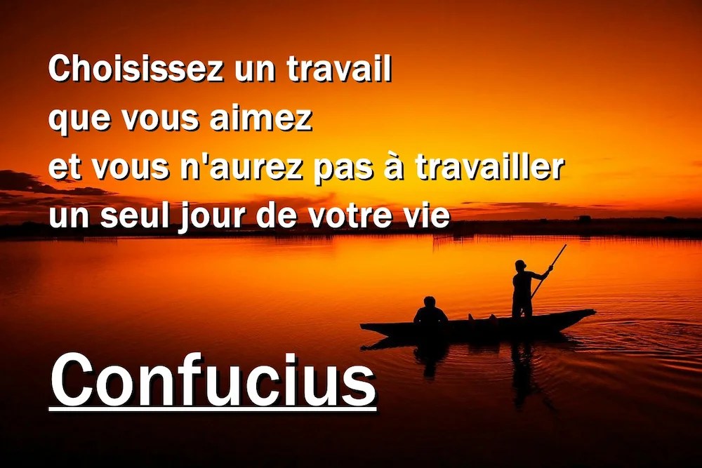 Un lieu de travail paisible inspiré de la sagesse orientale, illustrant la citation de Confucius sur le travail